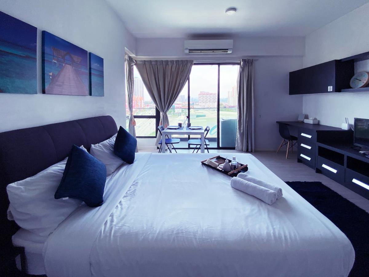 Lily & Loft - The Grand Sofo, Petaling Jaya Apartment Bagian luar foto