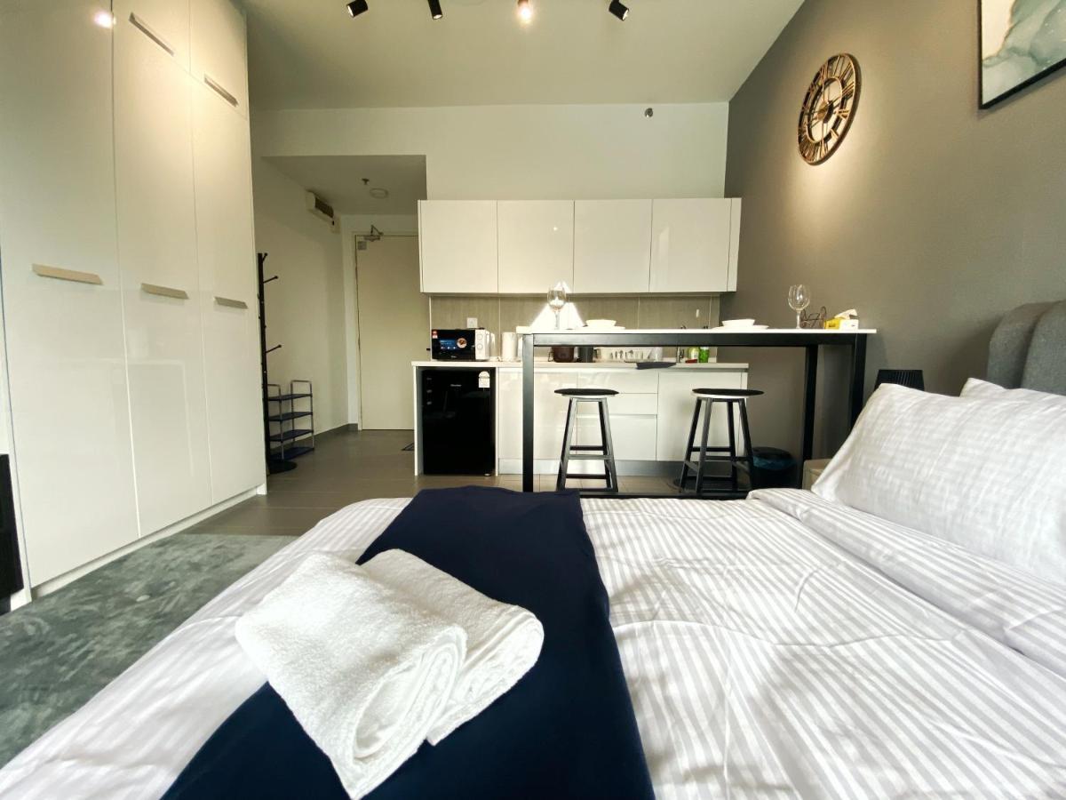 Lily & Loft - The Grand Sofo, Petaling Jaya Apartment Bagian luar foto