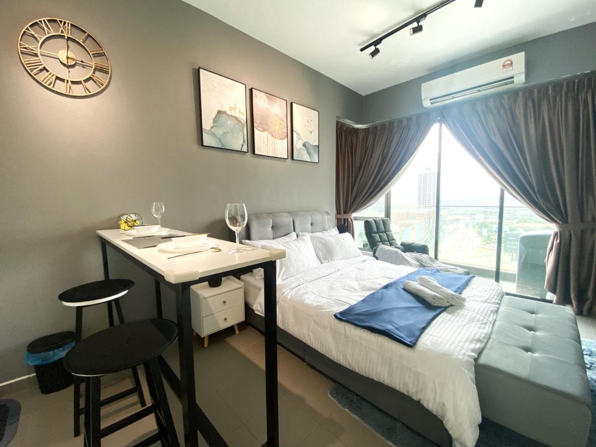 Lily & Loft - The Grand Sofo, Petaling Jaya Apartment Bagian luar foto